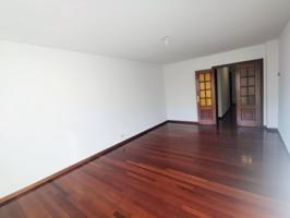 Piso En venta en Avenida Rosalía De Castro, O Milladoiro, Ames photo 0