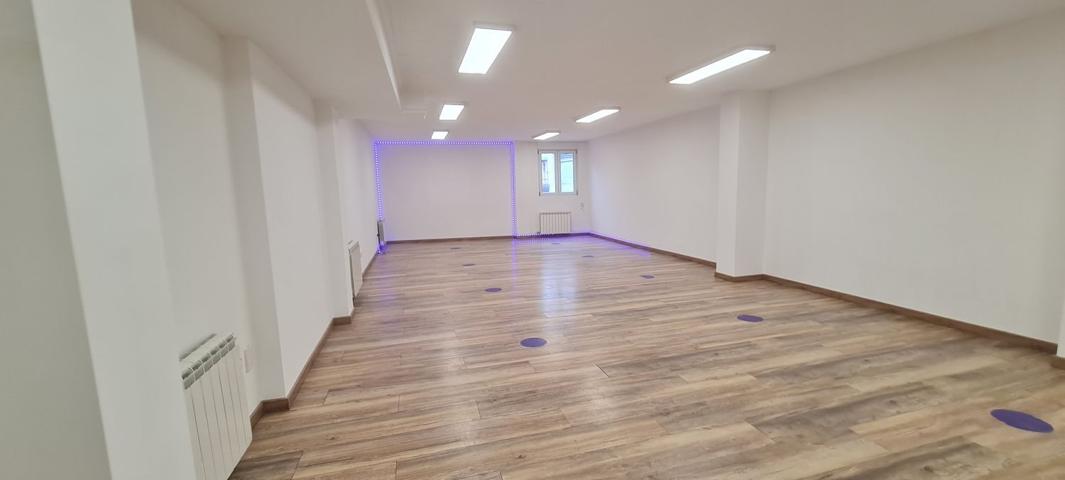 Otro En venta en Calle De Luis Freire, 2, Conxo, Santiago De Compostela photo 0