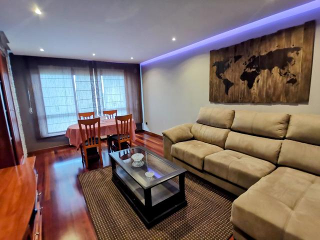 Piso En venta en Avenida Rosalía De Castro, Teo photo 0