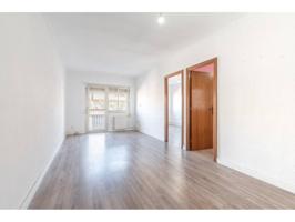 PISO EN VENTA EN CORNELLA DE LLOBREGAT photo 0