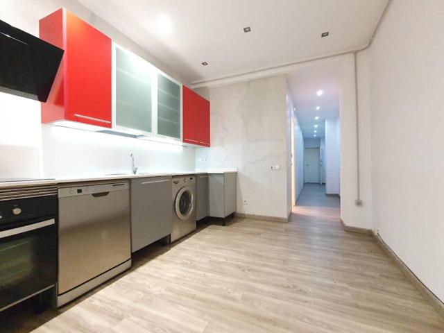 OPORTUNIDAD DE COMPRA DE LOCAL REFORMADO COMO VIVIENDA photo 0