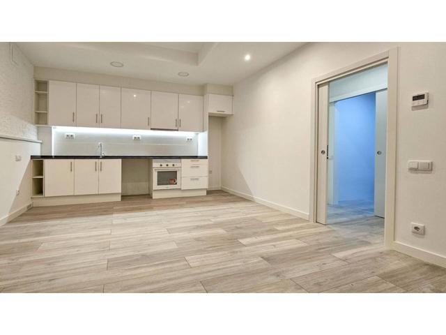 PISO EN VENTA EN HOSPITALET photo 0