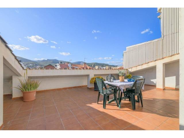 ATICO CON TERRAZA EN VENTA EN CASTELLDEFELS photo 0