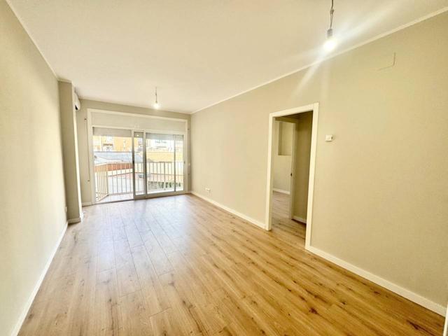 PISO CON BALCON EN VENTA EN SAGRADA FAMILIA photo 0