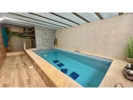 CASA INDEPENDIENTE CON PISCINA Y TERRAZA EN VENTA EN VILADECANS photo 0