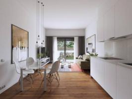 PISO EN VENTA CON PATIO PRIVADO EN CORNELLA photo 0