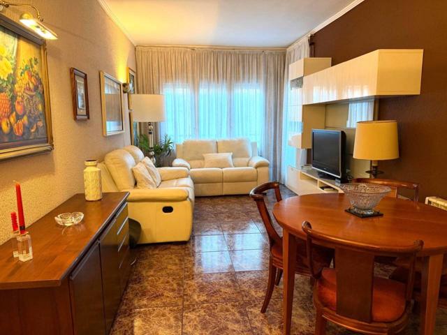 PISO EN VENTA CON BALCON EN EL CLOT photo 0