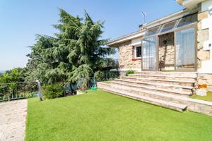 Casa En venta en Calle Montes Pirineos, 12, Cerro Alarcón, Valdemorillo photo 0