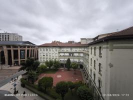 Piso En venta en Plaza De La Gesta, Oviedo photo 0