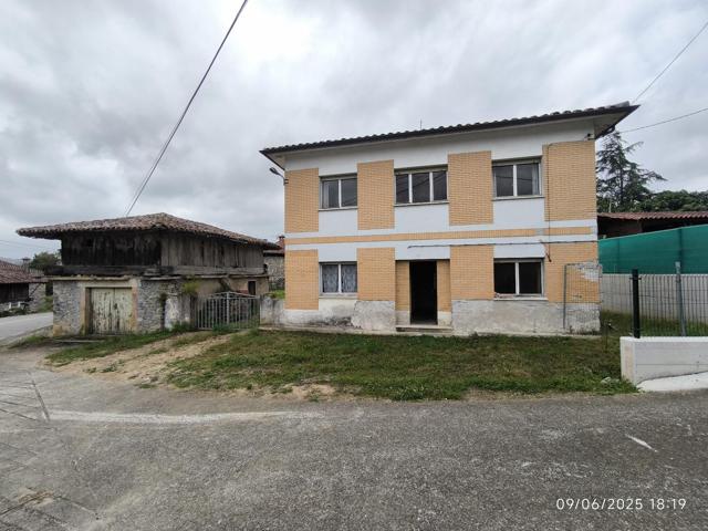Casa En venta en Selorio, Villaviciosa photo 0