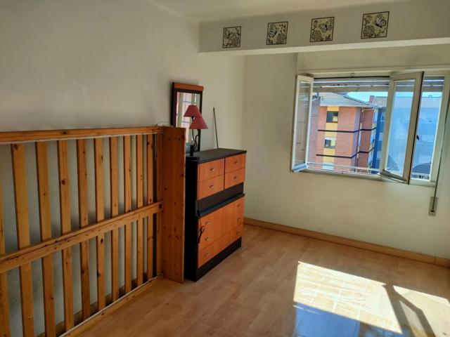 Piso En venta en Versalles, Avilés Concejo photo 0