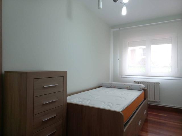 Habitacion en alquiler en Rua Home Santo - Concheiros photo 0