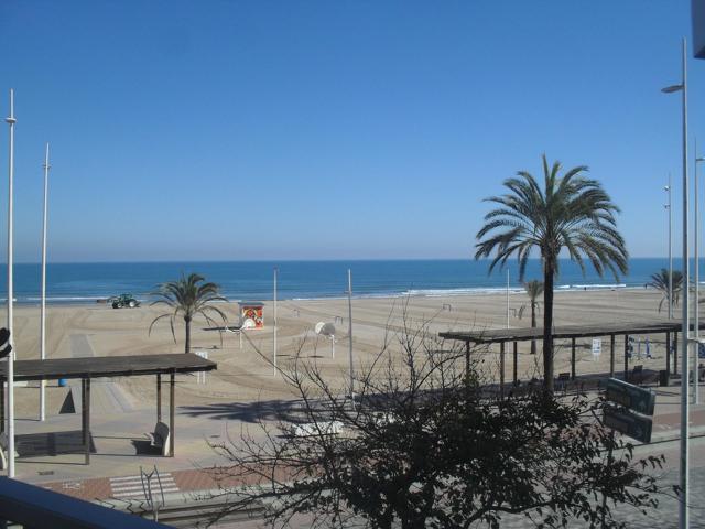 ¡OPORTUNIDAD! BAJADA DE PRECIO - SE VENDE - APARTAMENTO PLAYA GANDIA - PRIMERA LINEA - VISTAS AL MAR photo 0