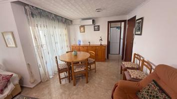 SE ALQUILA APARTAMENTO PARA TODO EL AÑO EN PLAYA DE BELLREGUARD photo 0