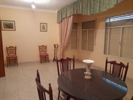 Unifamiliar Pareada En venta en Avenida Constitucion, Torredelcampo photo 0