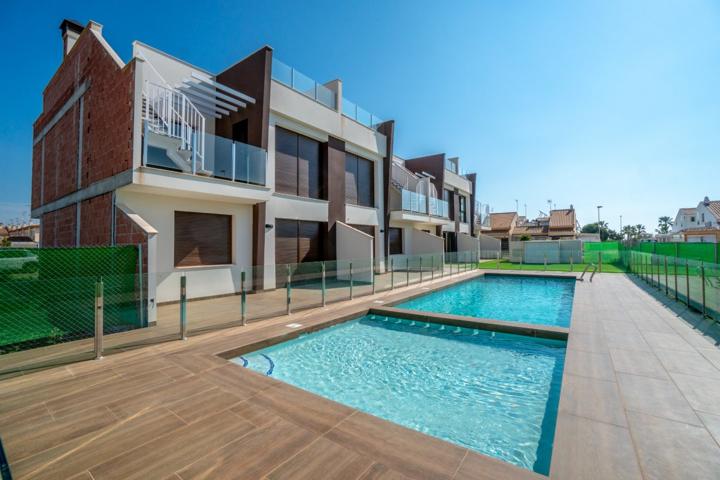 RESIDENCIAL CON BUNGALOWS CON PISCINA COMUNITARIA EN SAN PEDRO DEL PINATAR!!! photo 0