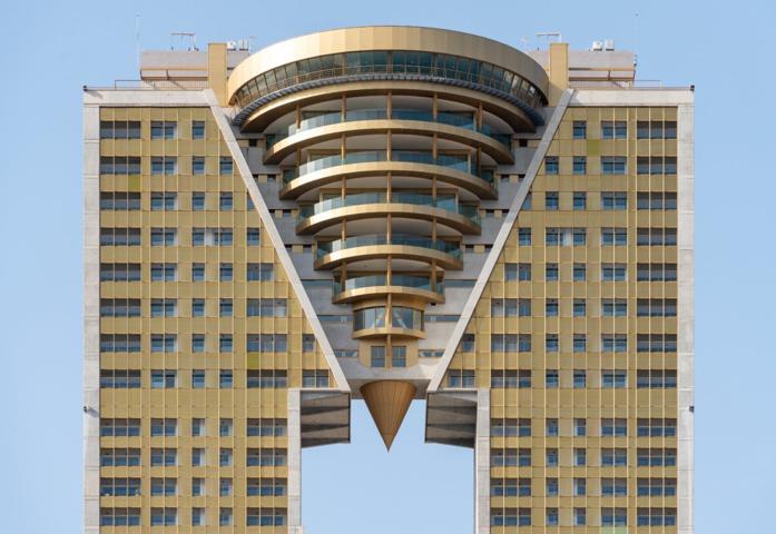 Ático 2 dormitorios en edificio icónico con vistas espectaculares (Benidorm) photo 0