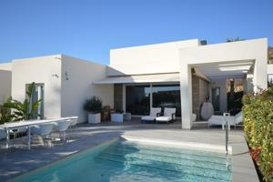 Exclusiva Villa Independiente en Venta en La Finca Golf Resort photo 0