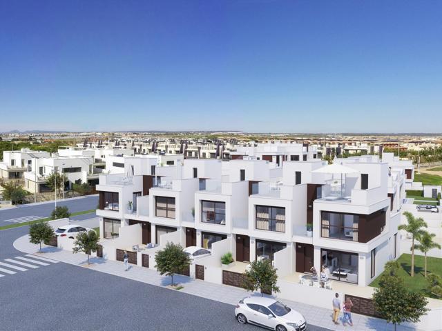 Vivienda adosada de 3 dormitorios a pocos metros de la Playa de Las Higuericas(Torre de la Horadada) photo 0