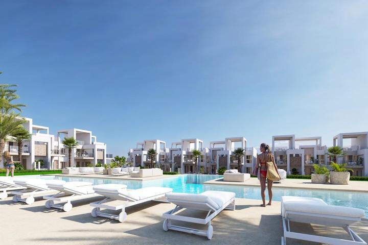 Bungalow de planta alta de 2 dormitorios con solarium privado a la venta en Ciudad Quesada photo 0