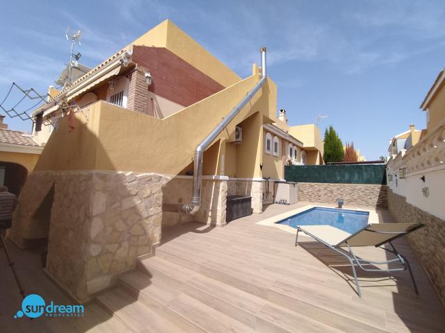 Hermosa Villa semi-adosada con piscina privada a la venta en Monforte del Cid(Alicante) photo 0