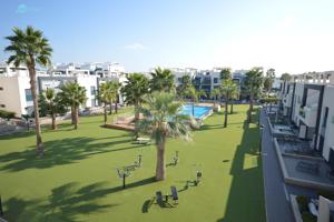 Ático Exclusivo en El Raso, Guardamar – con Solárium Privado y Zonas Comunes de Primer Nivel photo 0