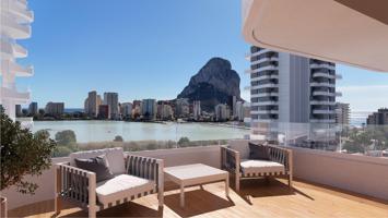 Apartamento de nueva construcción con 3 dormitorios a la venta a solo 450 m de la playa en Calpe photo 0