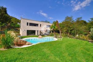 Casa en venta en Vallromanes, cerca del golf. photo 0