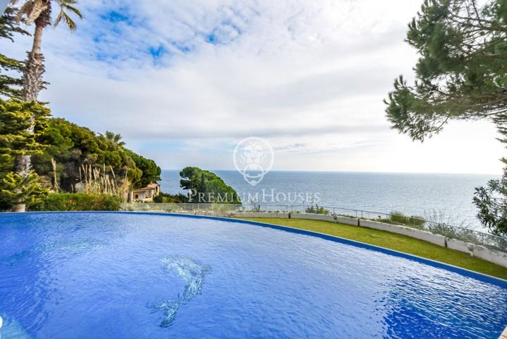 Villa con espectaculares vistas al mar en Lloret de Mar photo 0