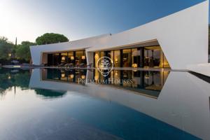 Diseño y sensibilidad. Espectacular casa en venta en Sant Vicenç de Montalt. photo 0
