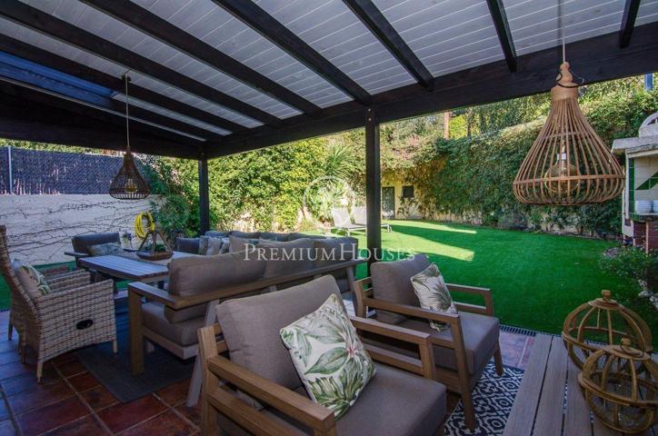 Casa en venta con jardín en Sant Vicenç de Montalt photo 0