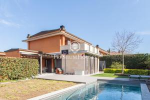 Espectacular casa en Vallromanes con piscina photo 0