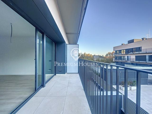 Piso de obra nueva en alquiler en el centro de Teià photo 0
