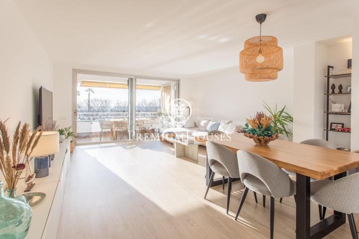 Elegante apartamento en venta con vistas al Port Balís photo 0