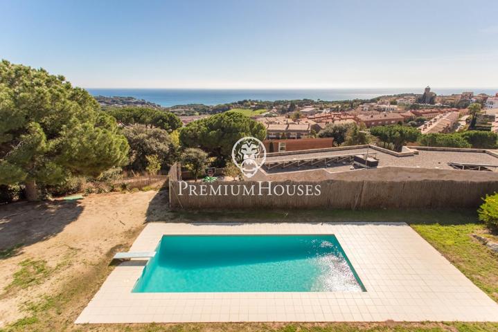 Casa en venta en Sant Vicenç de Montalt con espectaculares vistas al mar photo 0