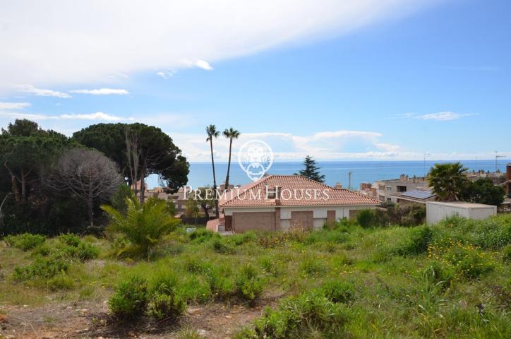 Terreno en venta para construir la casa de tus sueños en El centro de El Masnou photo 0
