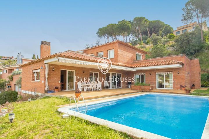 Exclusiva casa en venta en Caldes d'Estrac photo 0