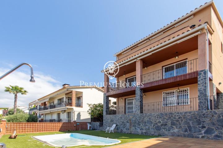 Casa independiente con piscina privada y vistas al mar en Arenys de Mar photo 0