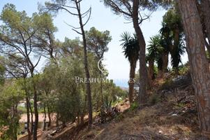 Terreno en venta en Premià de Dalt con vistas al mar photo 0