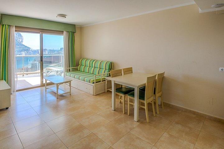 Apartamento de dos dormitorios cerca del mar en Calpe photo 0