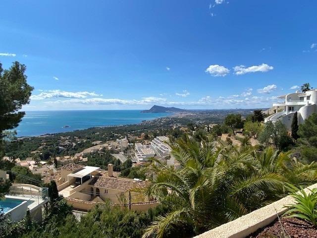 Encantadora Villa Mediterránea con increíbles vistas panorámicas al mar en Altea la Vella photo 0