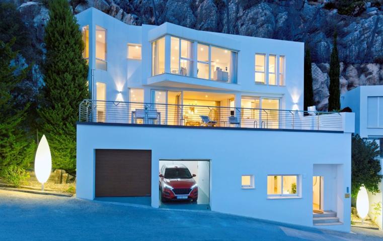 Villa estilo contemporáneo de obra nueva en la Sierra de Altea con impresionantes vistas al mar photo 0