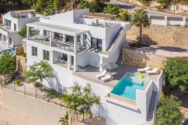 Una villa moderna con vistas panorámicas al Mar y Montaña en Altea photo 0