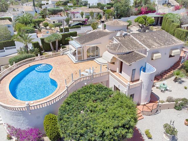 ENCANTADORA VILLA CON VISTAS AL MAR EN MORAIRA photo 0