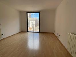 PISO EN VENTA CON PARKING photo 0