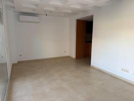 🏡 Encantadora vivienda en Deltebre con parking y trastero photo 0