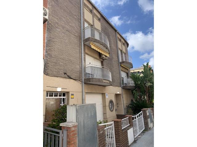 CASA A LA VENTA EN GAVA photo 0