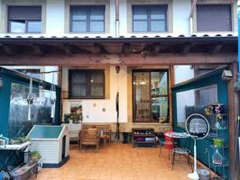 Unifamiliar Pareada En venta en Barrio Villasevil, 114, Santiurde De Toranzo photo 0