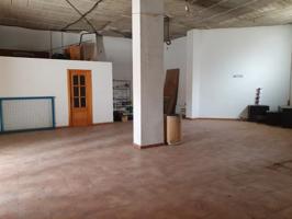 LOCAL COMERCIAL EN VENTA photo 0