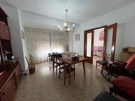 PISO EN BUENA ZONA DE LLIRIA photo 0